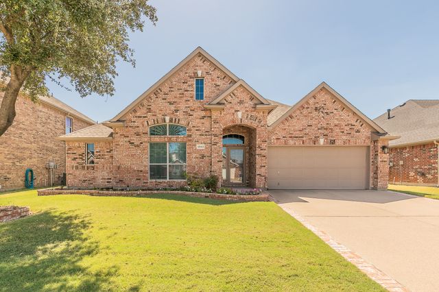 4943 Screech Owl Lane, Grand Prairie, TX 75052