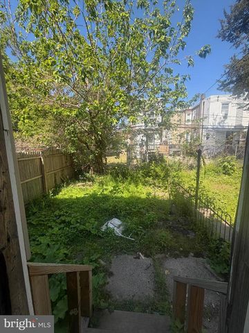 4842 N 15TH ST, Philadelphia, PA 19141