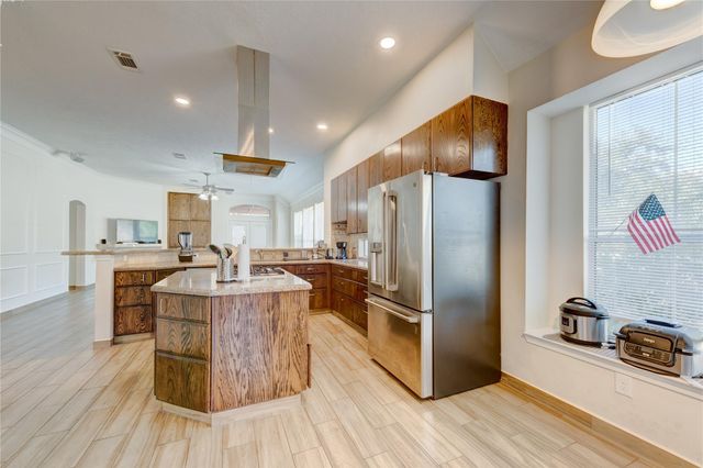 2742 Westchester Circle, Pearland, TX 77584