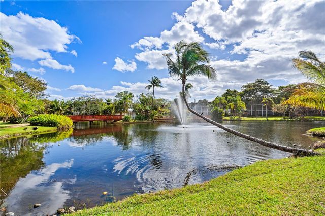 777 SE 2nd Avenue B108, Deerfield Beach, FL 33441