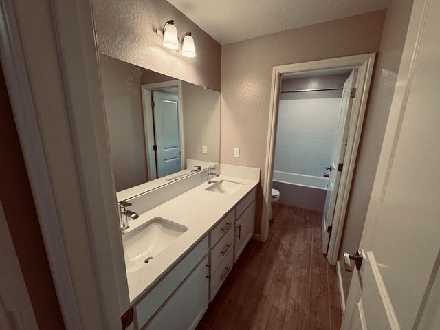 244 Arbor Drive S, Madera, CA 93636