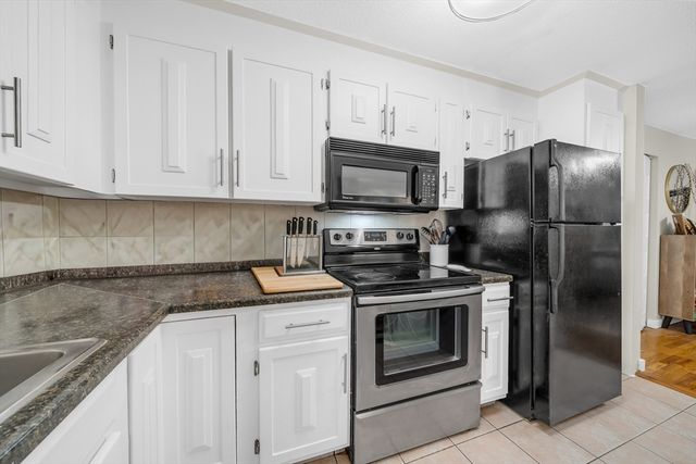 440 North Ave 19, Haverhill, MA 01830