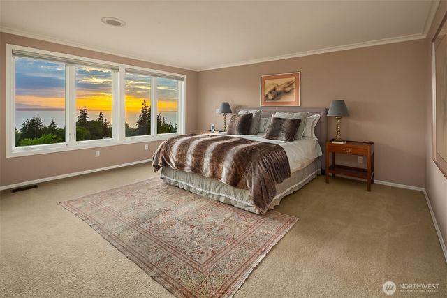 17020 74th Avenue W, Edmonds, WA 98026