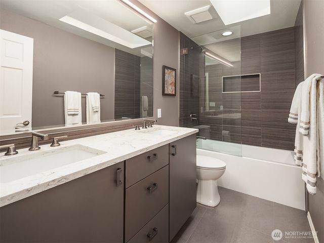 17020 74th Avenue W, Edmonds, WA 98026
