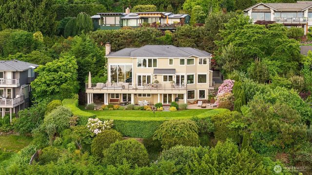 17020 74th Avenue W, Edmonds, WA 98026