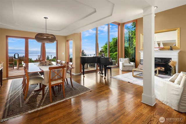 17020 74th Avenue W, Edmonds, WA 98026