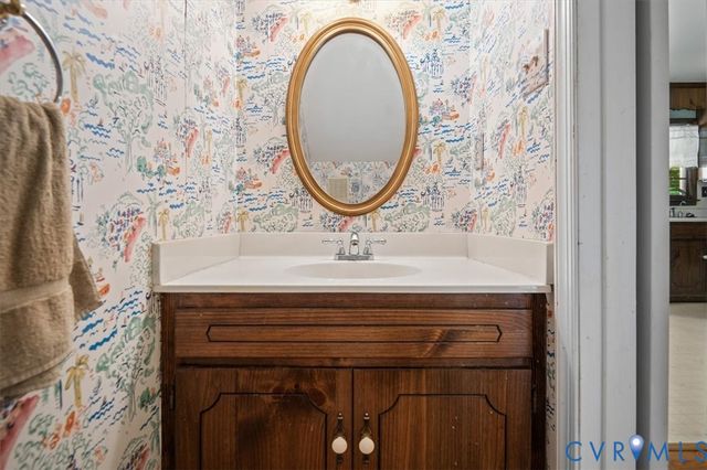 5815 Laurel Trail Ct, Midlothian, VA 23112