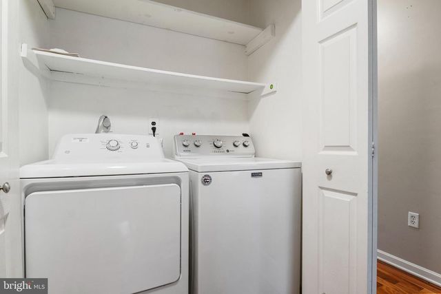 617 SHOWERS ST, Harrisburg, PA 17104