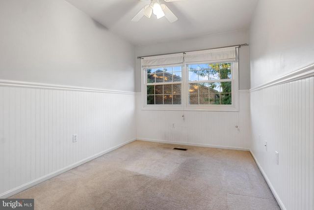 617 SHOWERS ST, Harrisburg, PA 17104