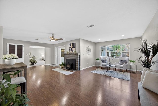 4971 MICHELE Ln, Sacramento, CA 95822