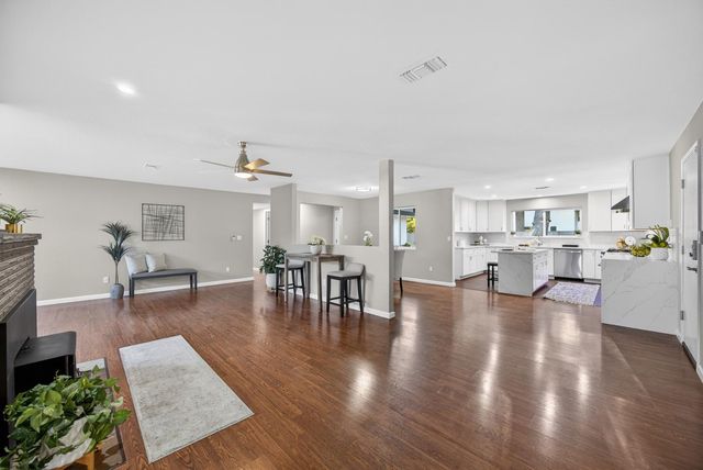 4971 MICHELE Ln, Sacramento, CA 95822