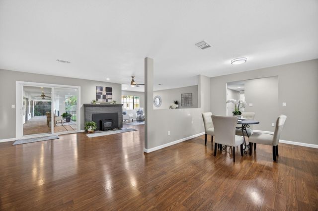 4971 MICHELE Ln, Sacramento, CA 95822