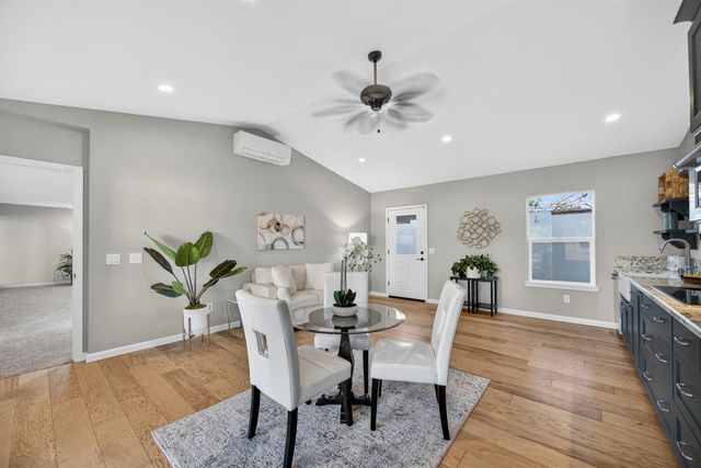 4971 MICHELE Ln, Sacramento, CA 95822