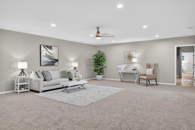 4971 MICHELE Ln, Sacramento, CA 95822