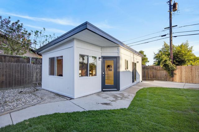 4971 MICHELE Ln, Sacramento, CA 95822