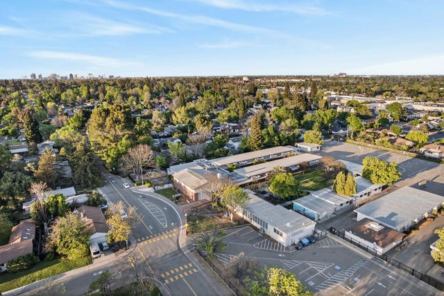 4971 MICHELE Ln, Sacramento, CA 95822