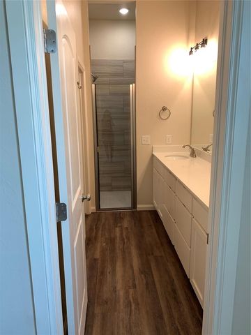 3215 Enclave Place, Norman, OK 73072