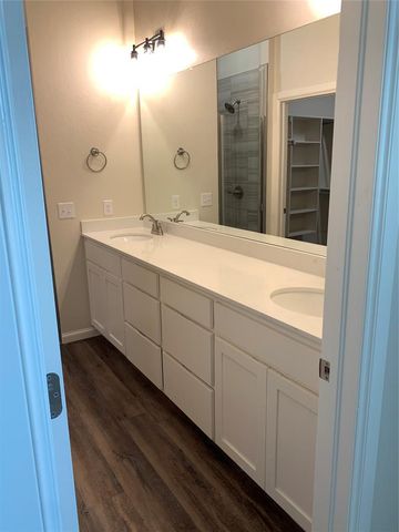 3215 Enclave Place, Norman, OK 73072