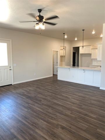 3215 Enclave Place, Norman, OK 73072