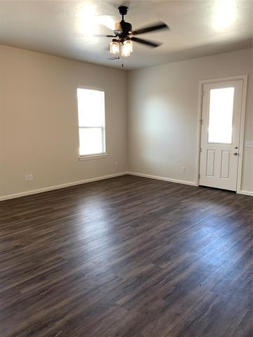 3215 Enclave Place, Norman, OK 73072