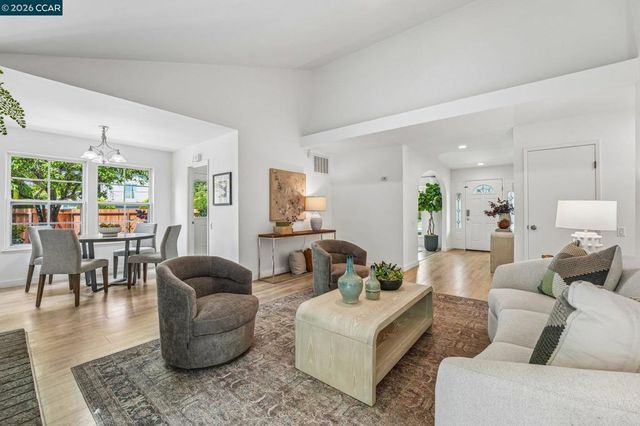 839 McElroy Ct, Concord, CA 94518