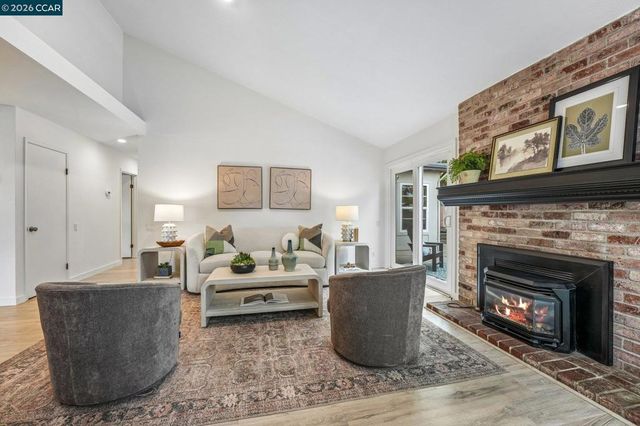 839 McElroy Ct, Concord, CA 94518