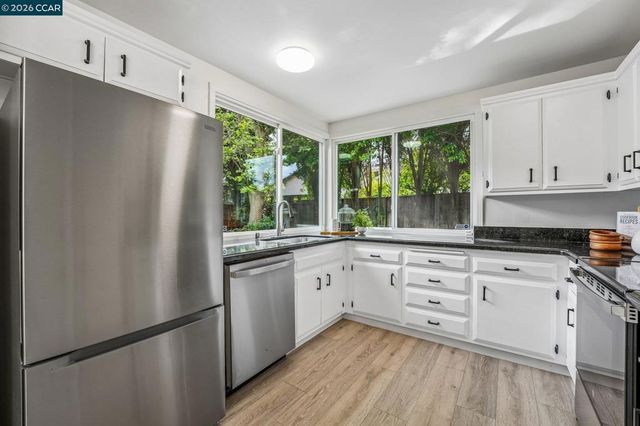 839 McElroy Ct, Concord, CA 94518