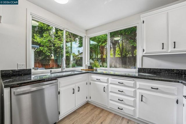 839 McElroy Ct, Concord, CA 94518