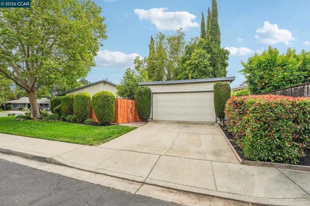839 McElroy Ct, Concord, CA 94518