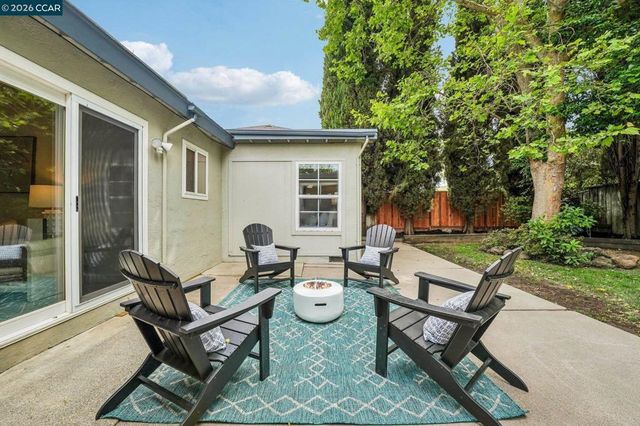 839 McElroy Ct, Concord, CA 94518