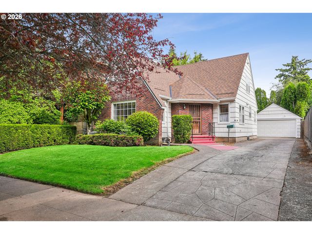 5809 Se TAYLOR St, Portland, OR 97215