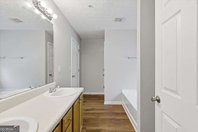 2013 Briar Creek Court NE, Conyers, GA 30012