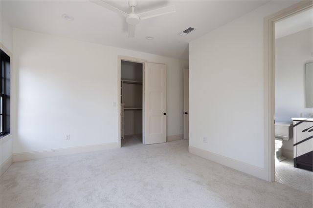 6201 Lakeshore Drive, Dallas, TX 75214