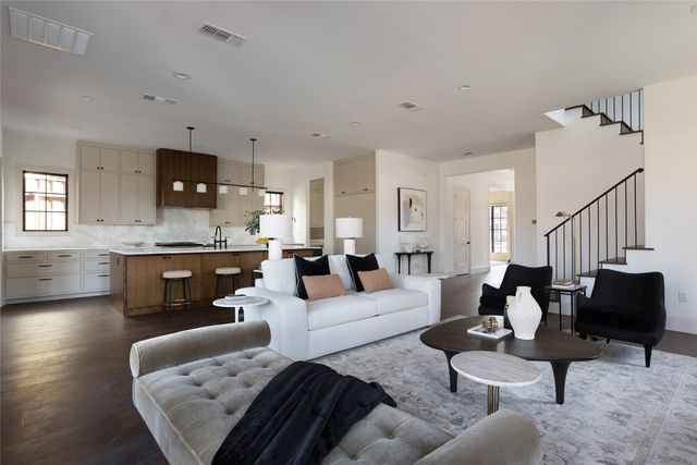 6201 Lakeshore Drive, Dallas, TX 75214