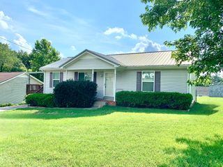 1303 Jared Ct, Clarksville, TN 37042