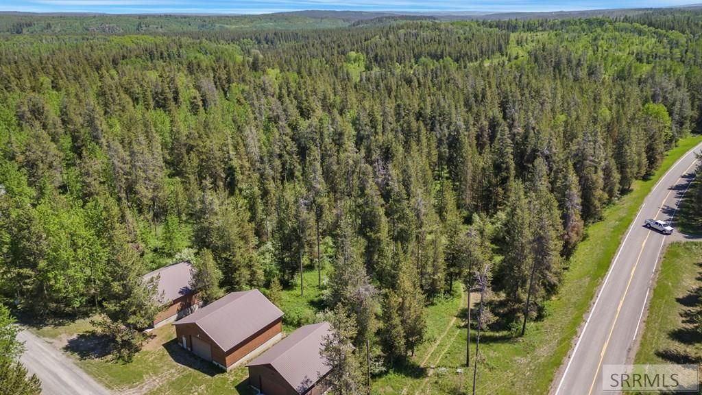 Image 10 of property listing at 4585 E 1400 N, Ashton, ID 83420