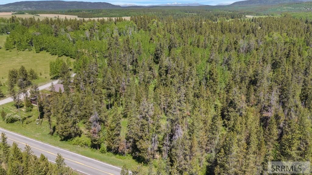 Image 12 of property listing at 4585 E 1400 N, Ashton, ID 83420