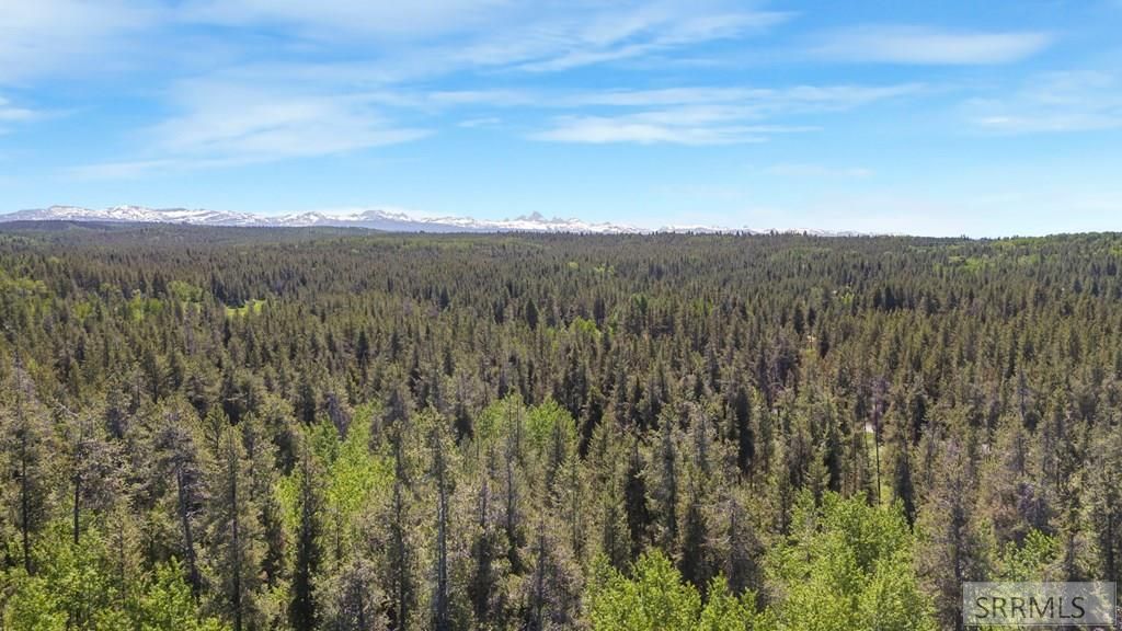 Image 16 of property listing at 4585 E 1400 N, Ashton, ID 83420