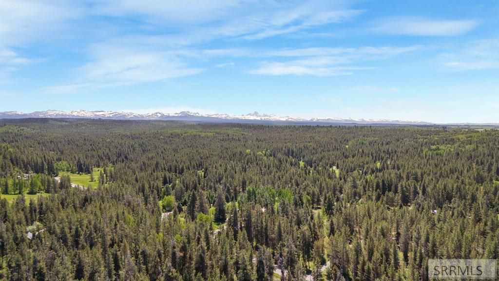 Image 17 of property listing at 4585 E 1400 N, Ashton, ID 83420