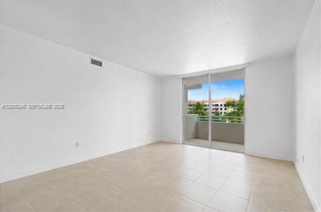 18800 NE 29th Avenue 526, Aventura, FL 33180