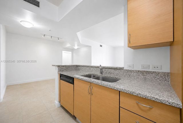 18800 NE 29th Avenue 526, Aventura, FL 33180