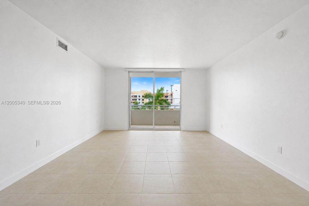 18800 NE 29th Avenue 526, Aventura, FL 33180