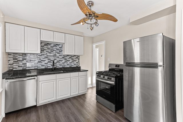 526 Mill Street, Lincoln Park City, MI 48146