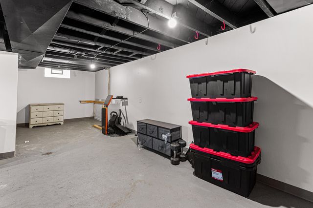 526 Mill Street, Lincoln Park City, MI 48146