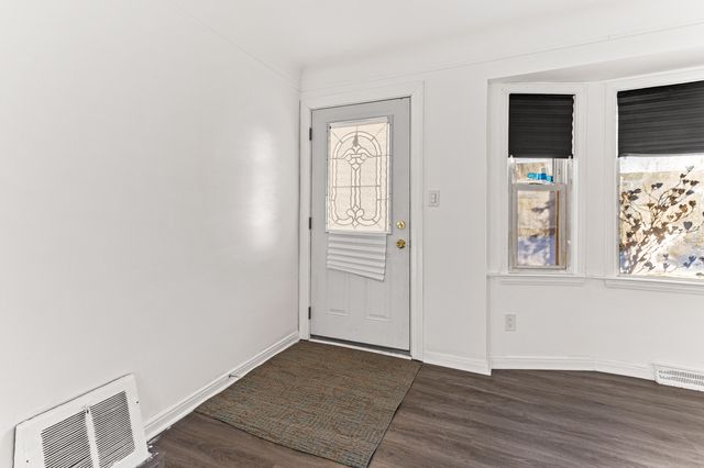 526 Mill Street, Lincoln Park City, MI 48146