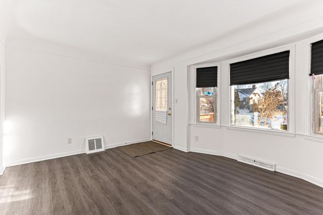 526 Mill Street, Lincoln Park City, MI 48146