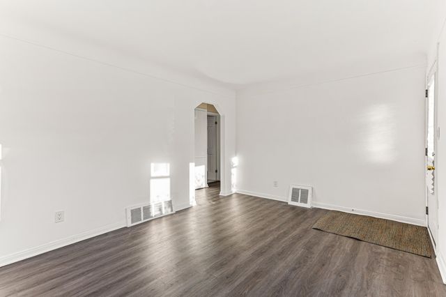 526 Mill Street, Lincoln Park City, MI 48146