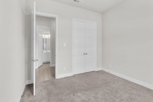 7243 Crowell Avenue, Arlington, TX 76002