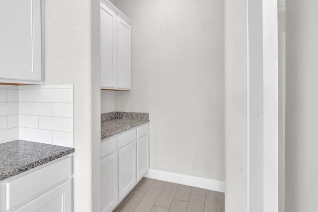7243 Crowell Avenue, Arlington, TX 76002