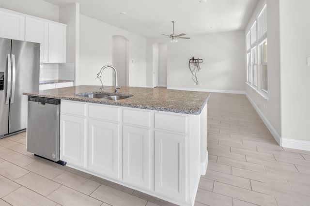 7243 Crowell Avenue, Arlington, TX 76002